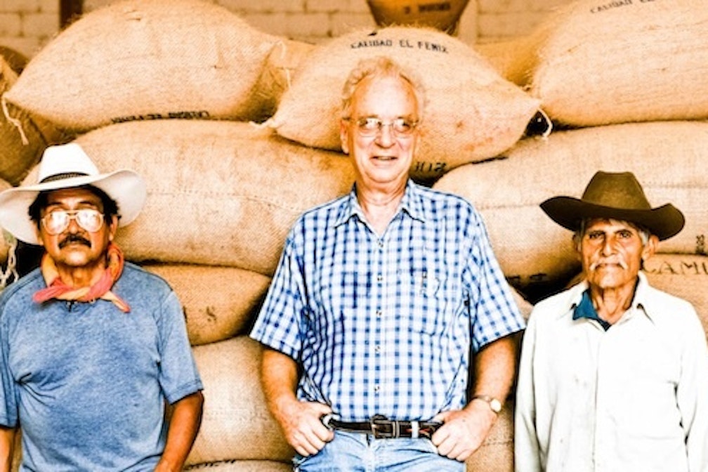 L’inventore del commercio equo ospite al Teatro Cristallo