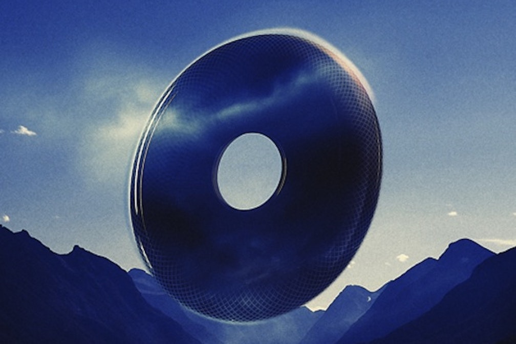 Sub Focus feat. Alice Gold: Out the Blue (Laidback Luke Remix)