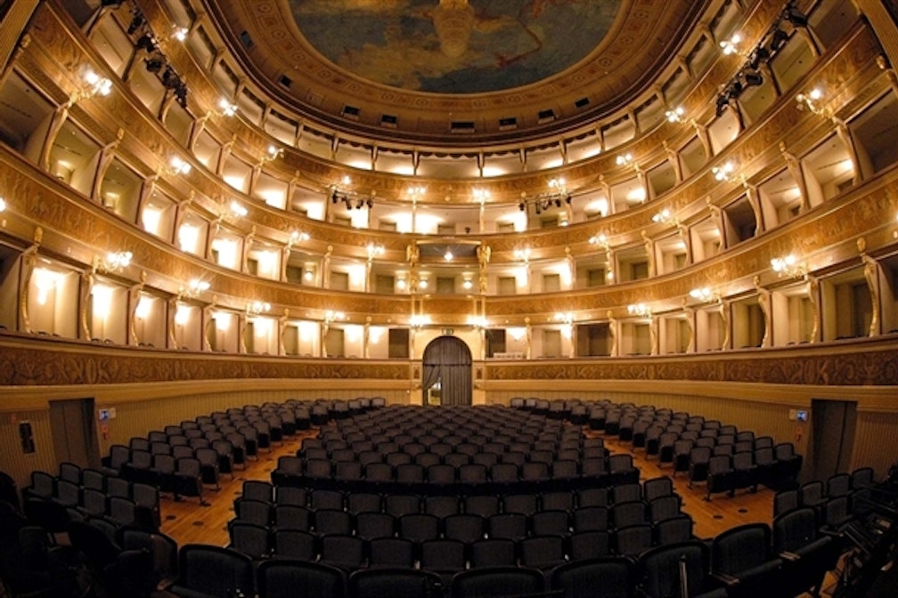 Trento_-_Teatro_Sociale__6_