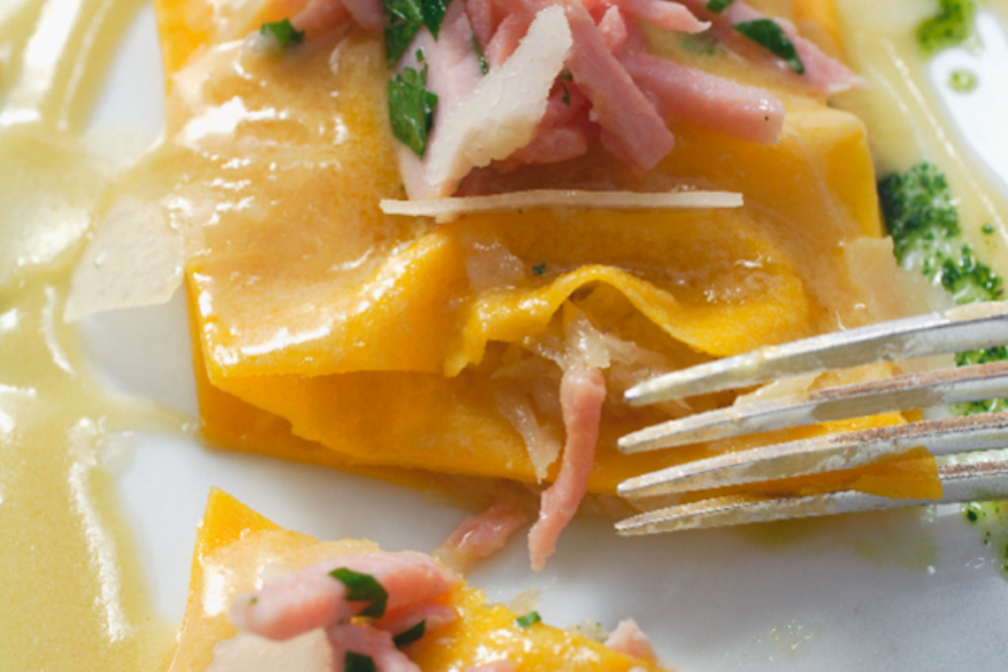 Krautlasagnette mit Senfbutter und Selchfleisch