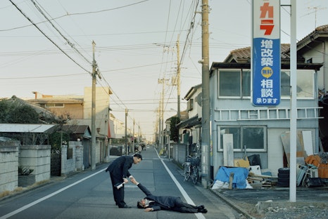 © Max Pinckers- from the series Two Kinds of Memory and Memory Itself_01 Verticalità nipponica e orizzontalità giapponese. Daisuke Yokota e Max Pinckersal foto-forum