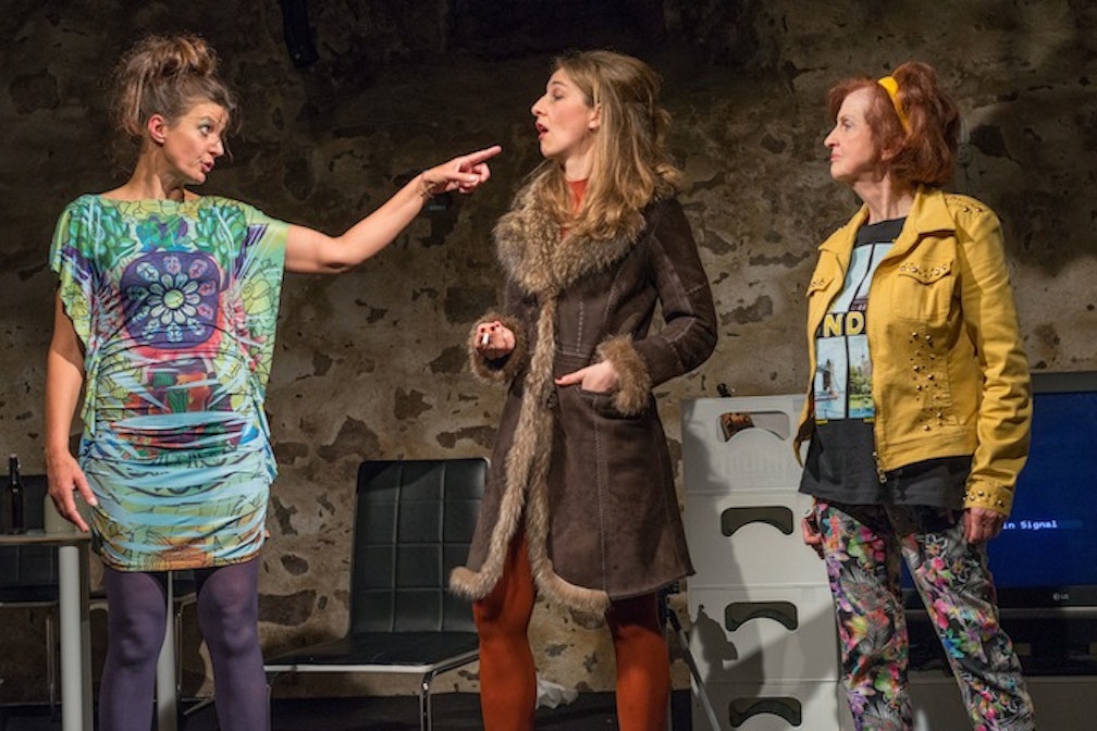 Bier für Frauen - Felicia Zeller - MurX Theater