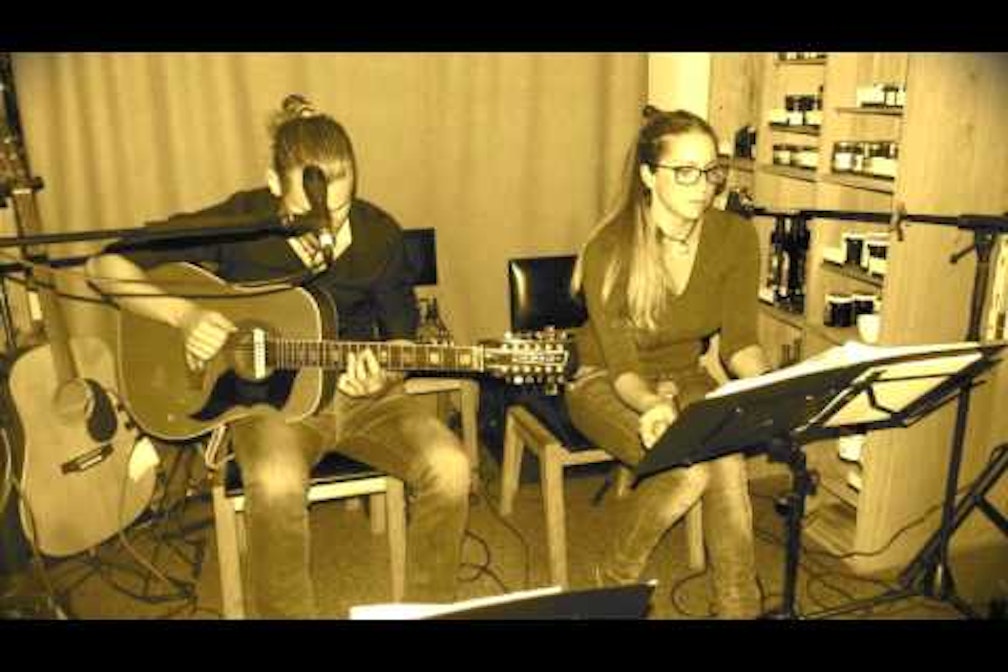 Dialogo musicale: Omit Five + Camilla di All Eyes On