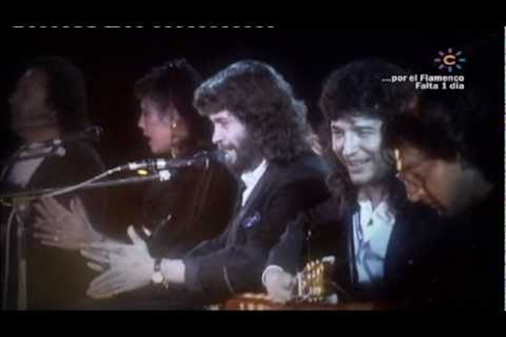 Sinestetico Strauben #12. Strappati la camicia, con dignità