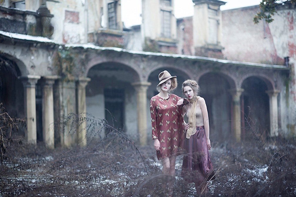 Luca Meneghel: fotografare mondi fantastici attraverso la moda (e viceversa)