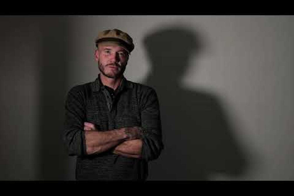 “Ab umbra lumen”: la mostra personale di Alessandro Del Pero a Brunico