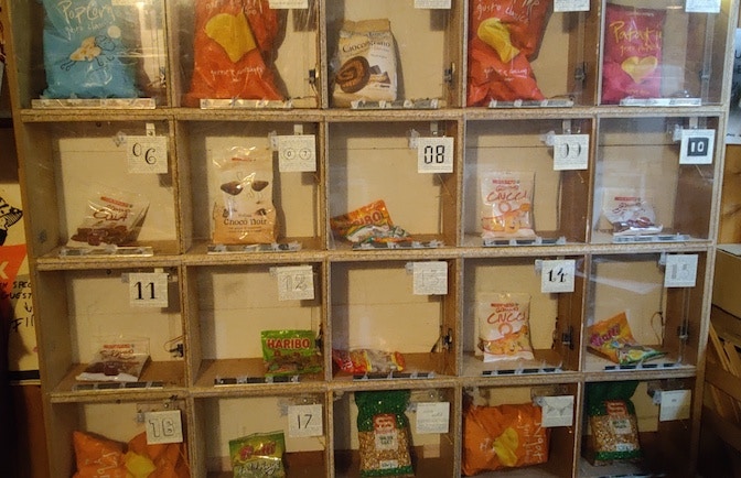 VirusClub Barbian Snacks