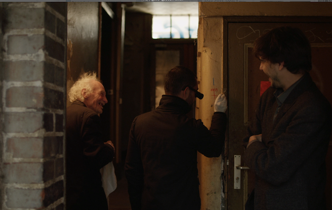 Matthias Lintner Film Still Träumen von Räumen PROPERTY Bewohner