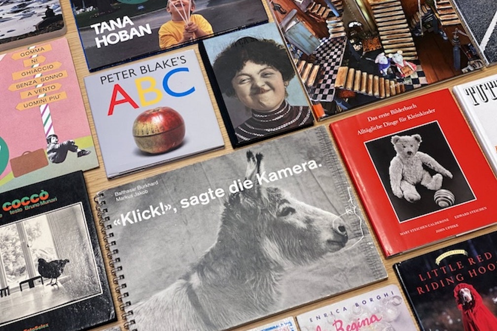 Leggere i libri fotografici d’artista con Giulia Mirandola @ ÓPLab Merano