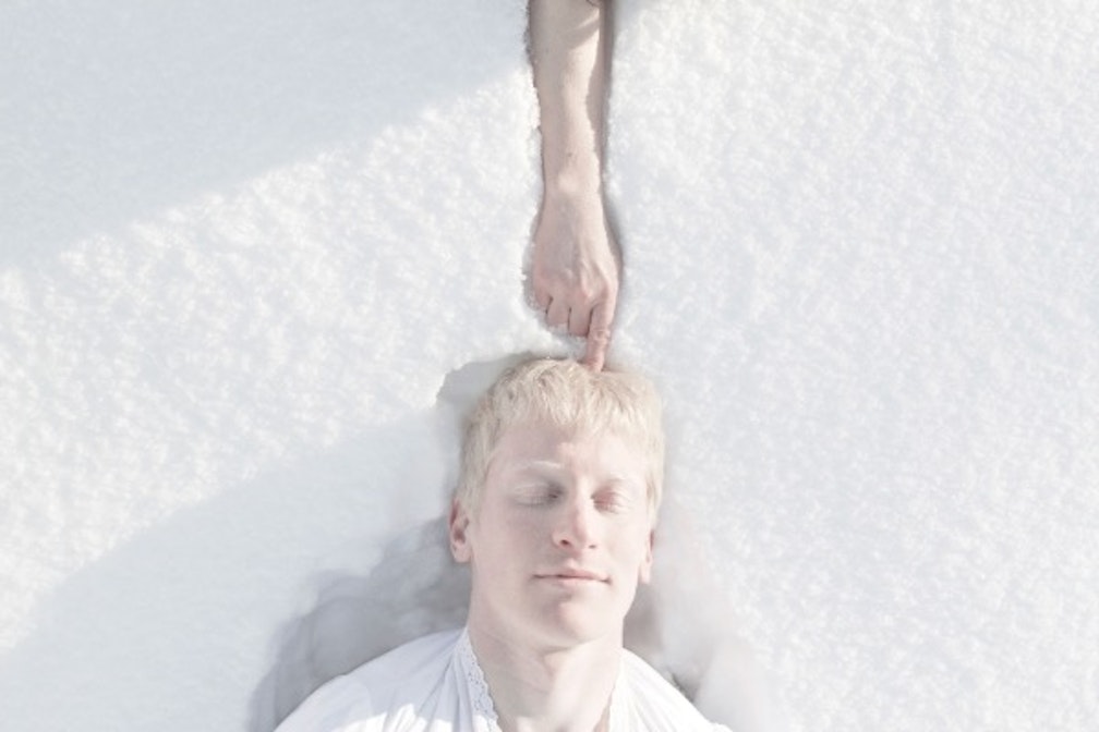 L’Odore delle Ossa: un’esperienza sensoriale dai Generi Misti