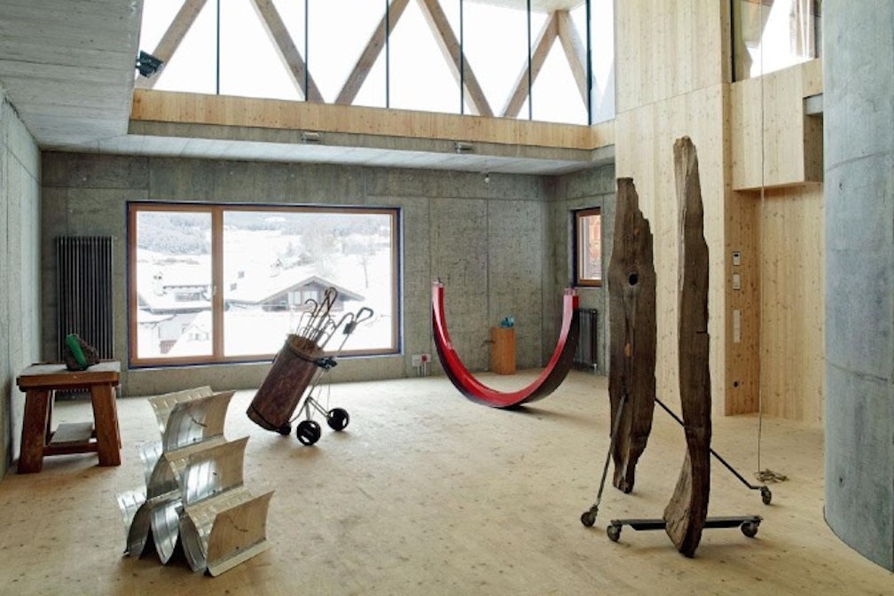 Hubert Kostner tra il fascino della verticalità e l’eleganza perduta di Heidiland