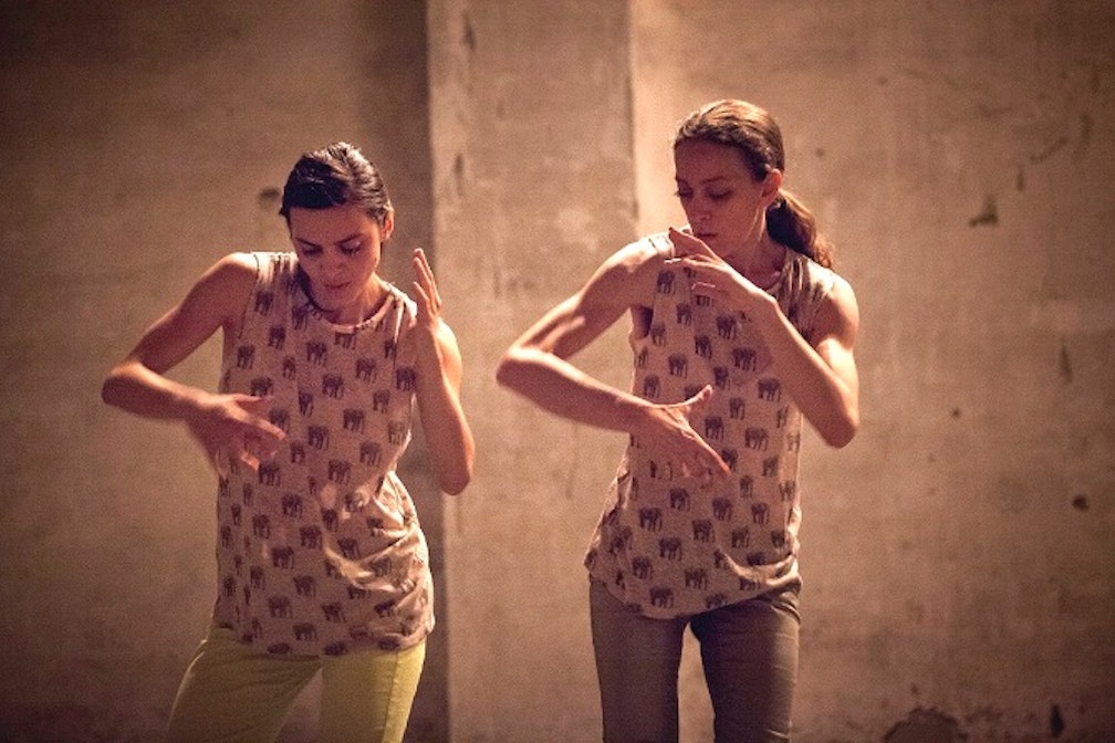 Cristina Rizzo e i gesti (danzanti) che ci connettono con il mondo