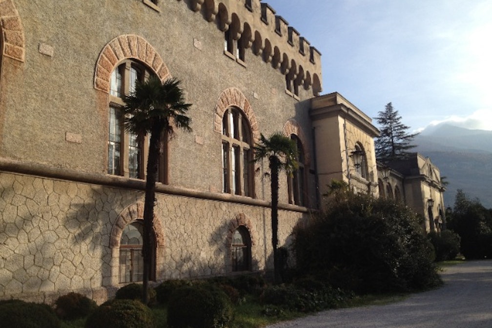 High Five franz #06. Clausura, mucche, mele, una centrale e qualche film horror