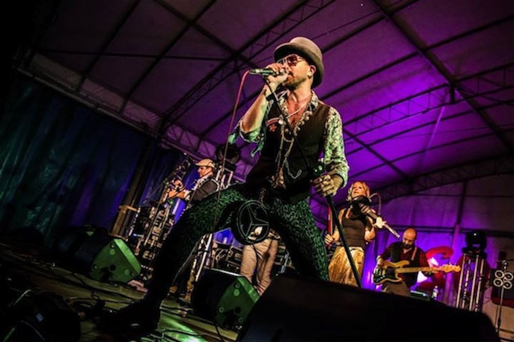 La “balkan sexy music” della Babbutzi Orkestar @ Volxsfesta: “Dannata vodka!”