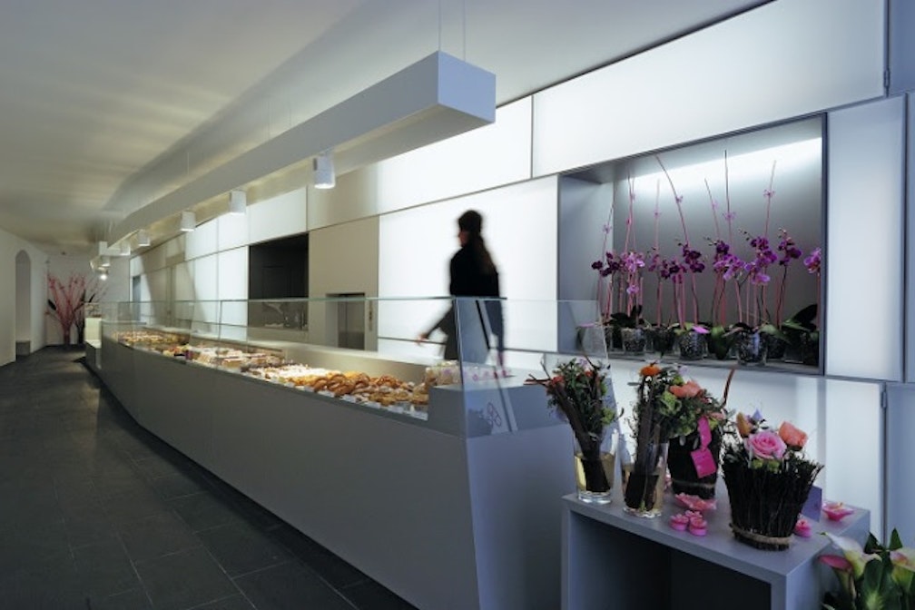 Coriandoli per grandi: i macarons, l’Europa, Andreas Acherer e l’arte della pasticceria