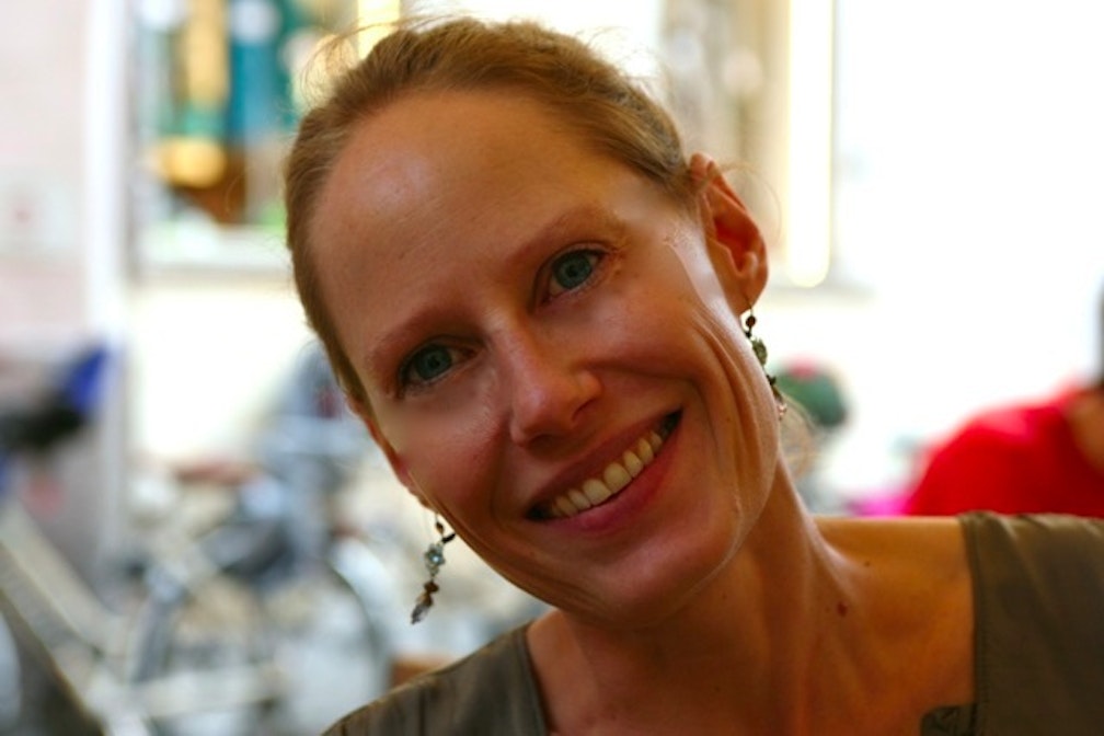 People I Know. Katharina Von Bruchhausen: imparare le buone maniere, per vivere meglio