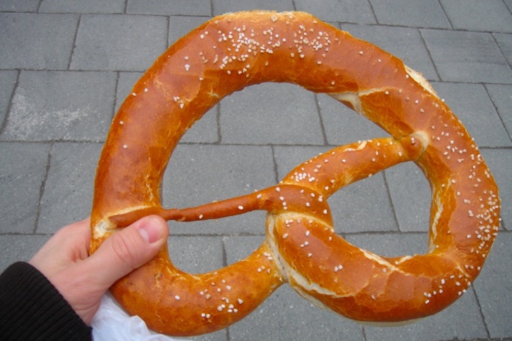 Che cosa hanno in comune un bretzel e la fontana ai banchi del pesce?