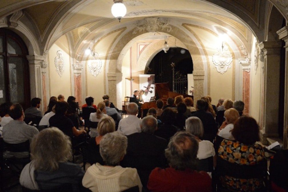 Mozart a bocca chiusa