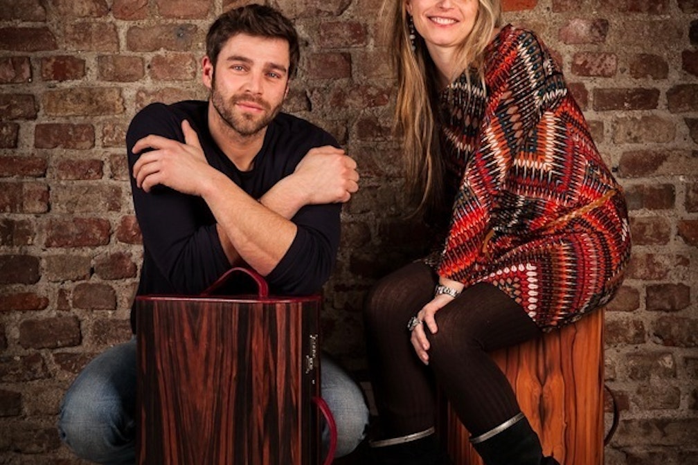 People I Know. Norbert Öttl + Embawo: metto la mia vita in una valigia (di legno)