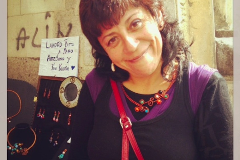 Meet the Locals #5: Fabiola Martinez, creatrice di gioielli cilena a Catania