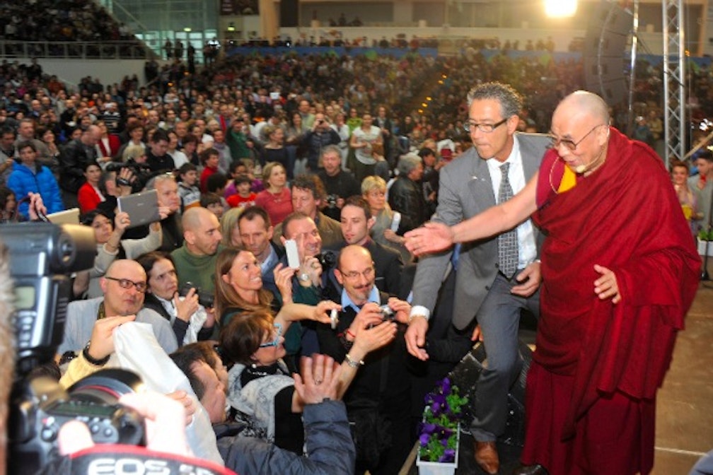 La mano del Dalai Lama