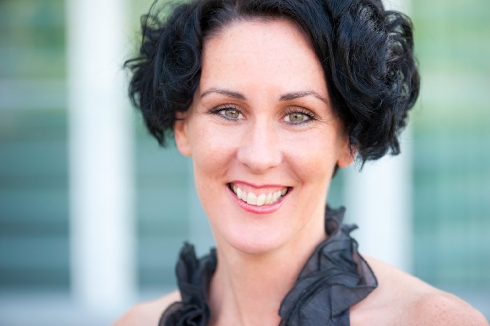 People I know. Sarah Greenwood: dall’Inghilterra a Bolzano, dai biscotti all’arte