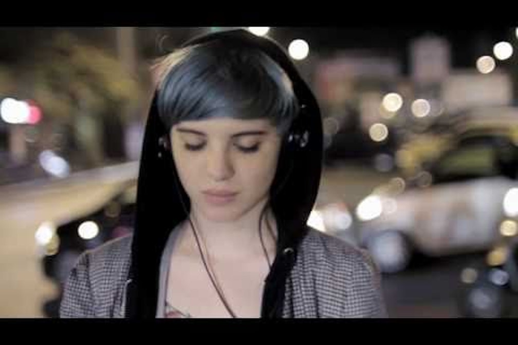 Brondi e le “Luci” arrivano al Cristallo