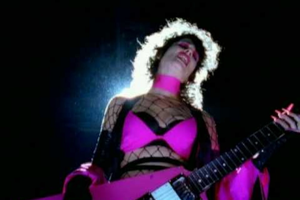 Chicks on speed? “It’s real edutainment!”