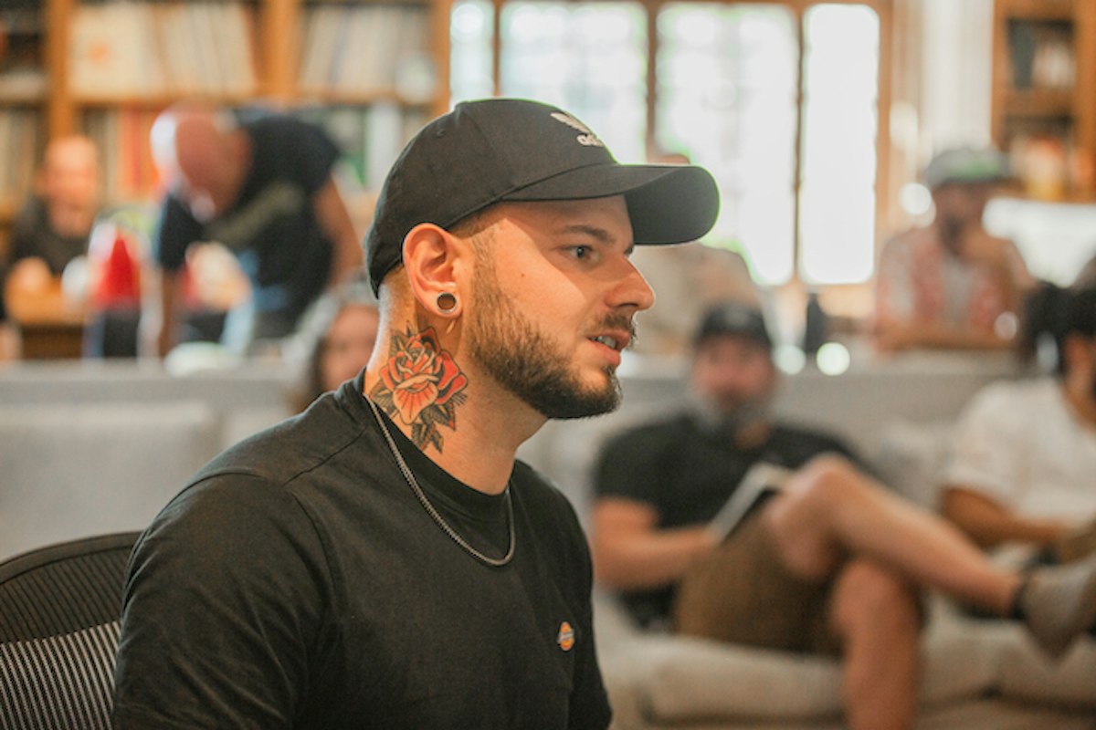 Rasenexperte … ähm, ich meine Mixing Engineer Dominik Aster im Interview