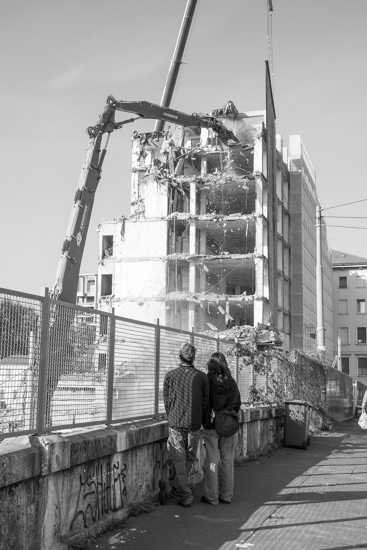 Tutto per chi passa, niente per chi resta