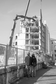 Demolizione dell’Ex Provveditorato agli Studi di Milano, COIMA, 2024, © Beatrice Citterio Tutto per chi passa, niente per chi resta