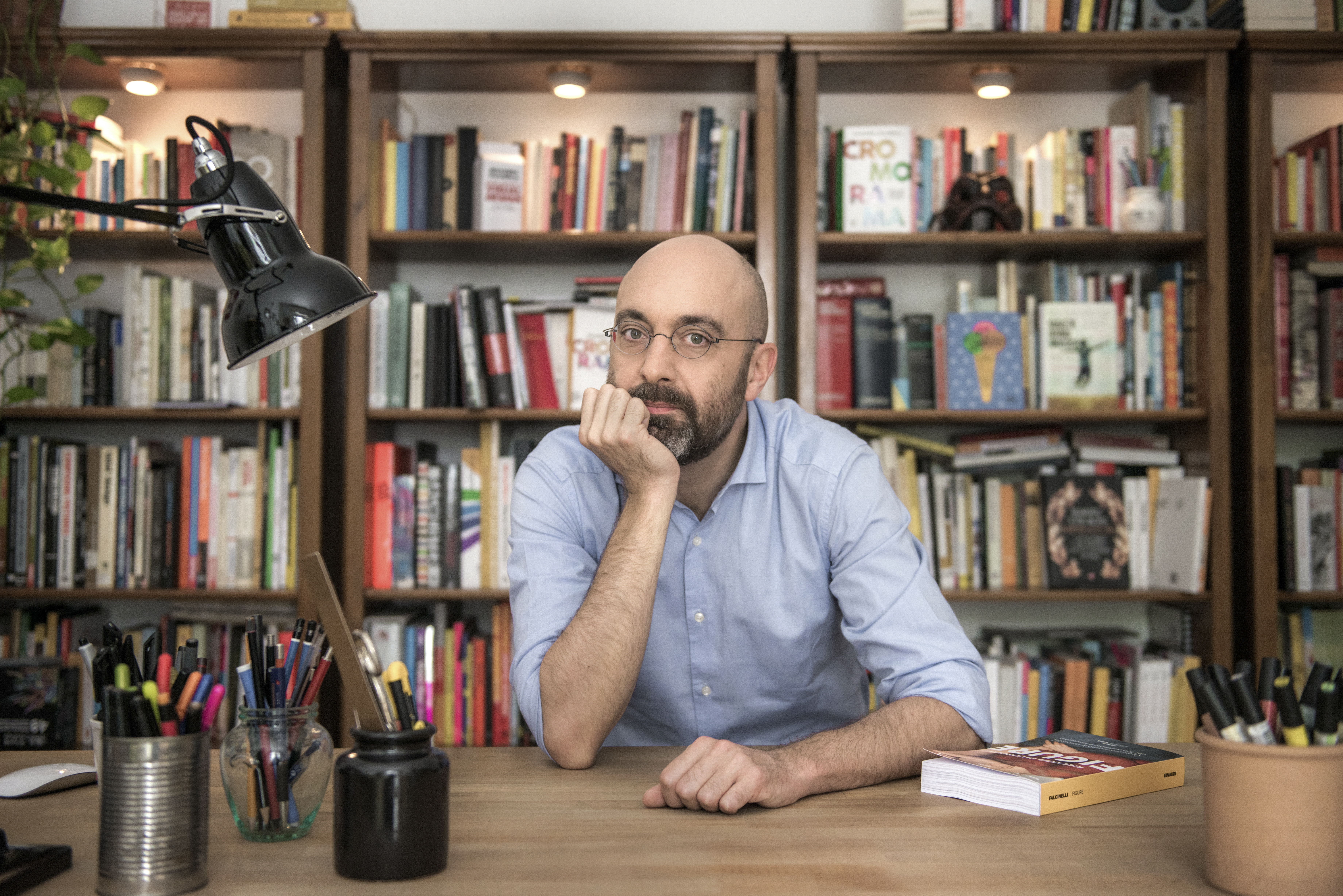 Gesichtssache: Riccardo Falcinelli und die Ästhetik des Ichs