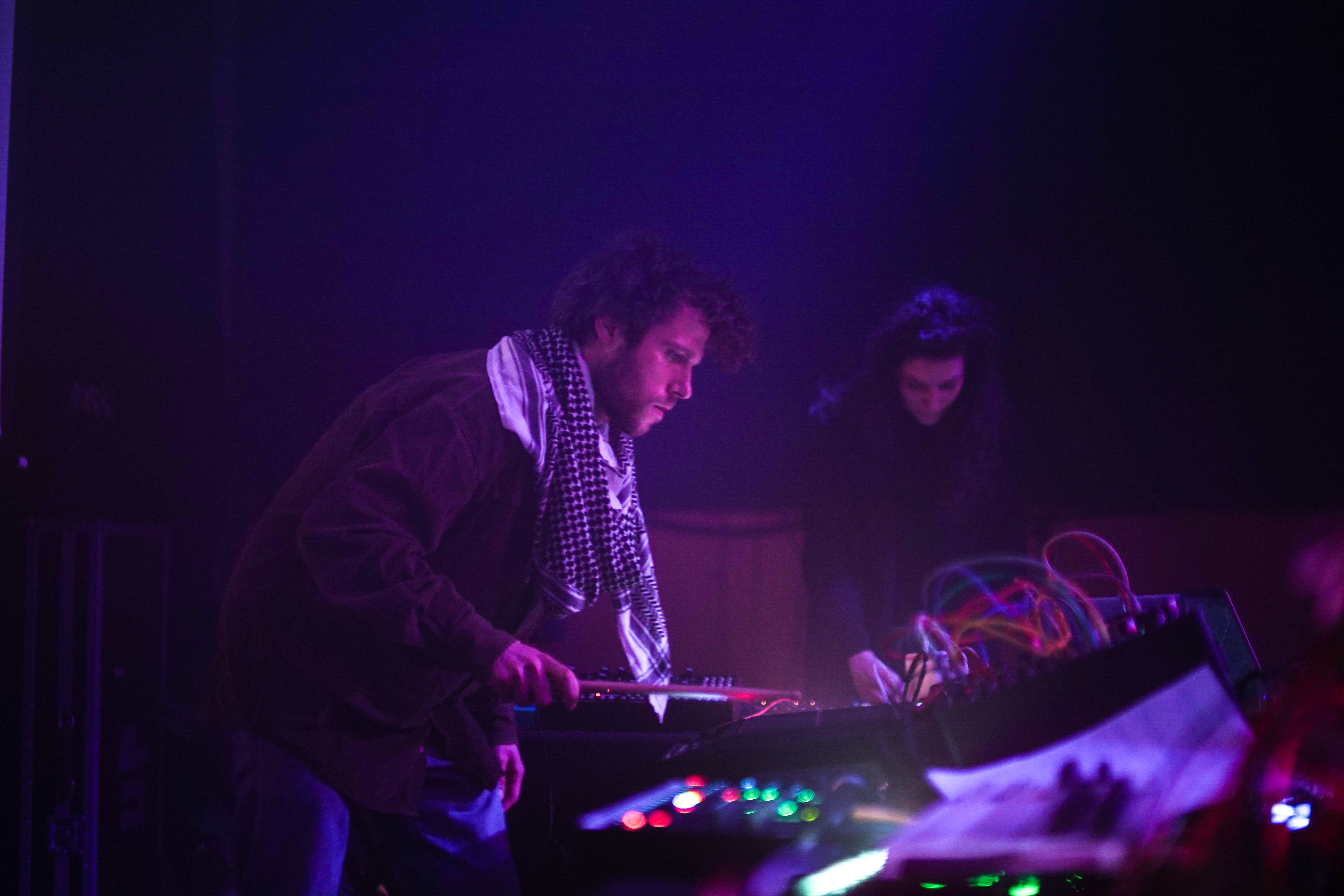 Das Schweigen übersetzen