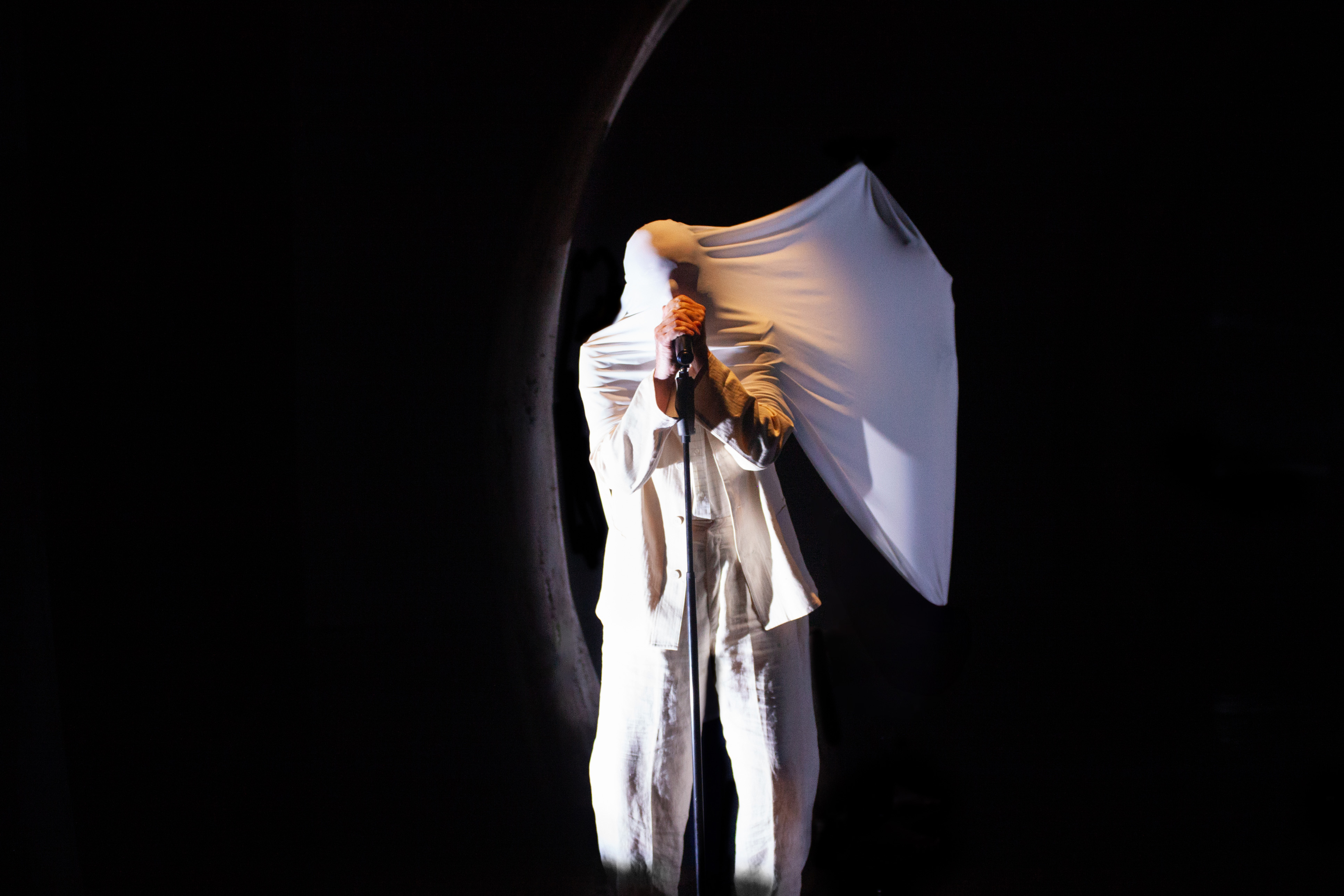 Corpi eretici - un’operazione (teatrale) a cuore aperto