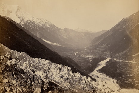 Sous la Mer de Glace le glacier du Bois au fond Chamonix © Bisson Frères La Luna Blu e il tempo delle trasformazioni