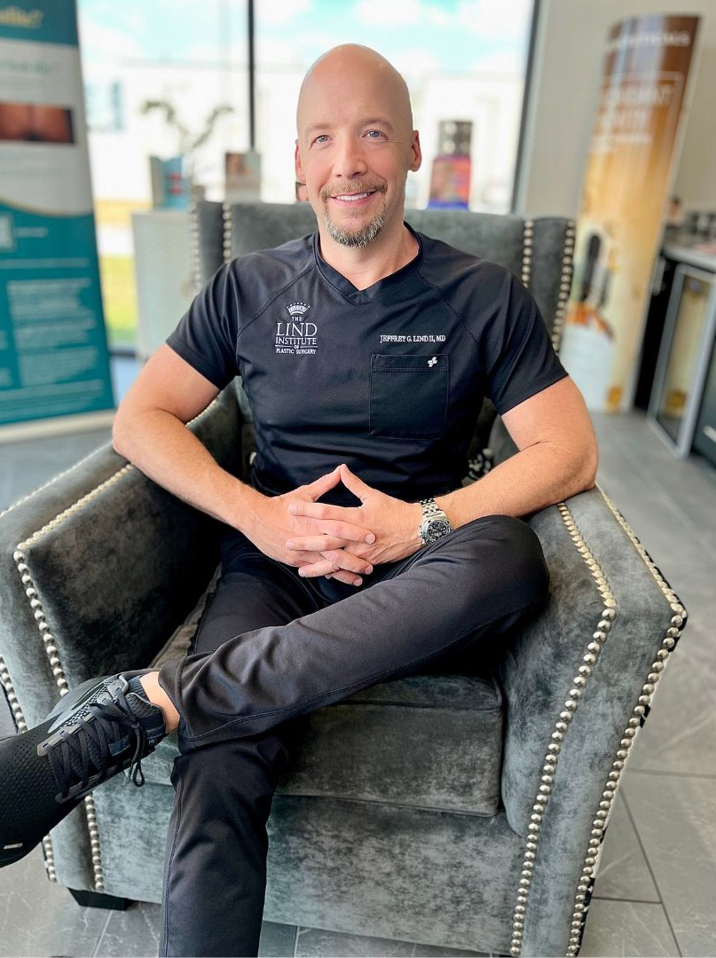 Dr. Lind sitting