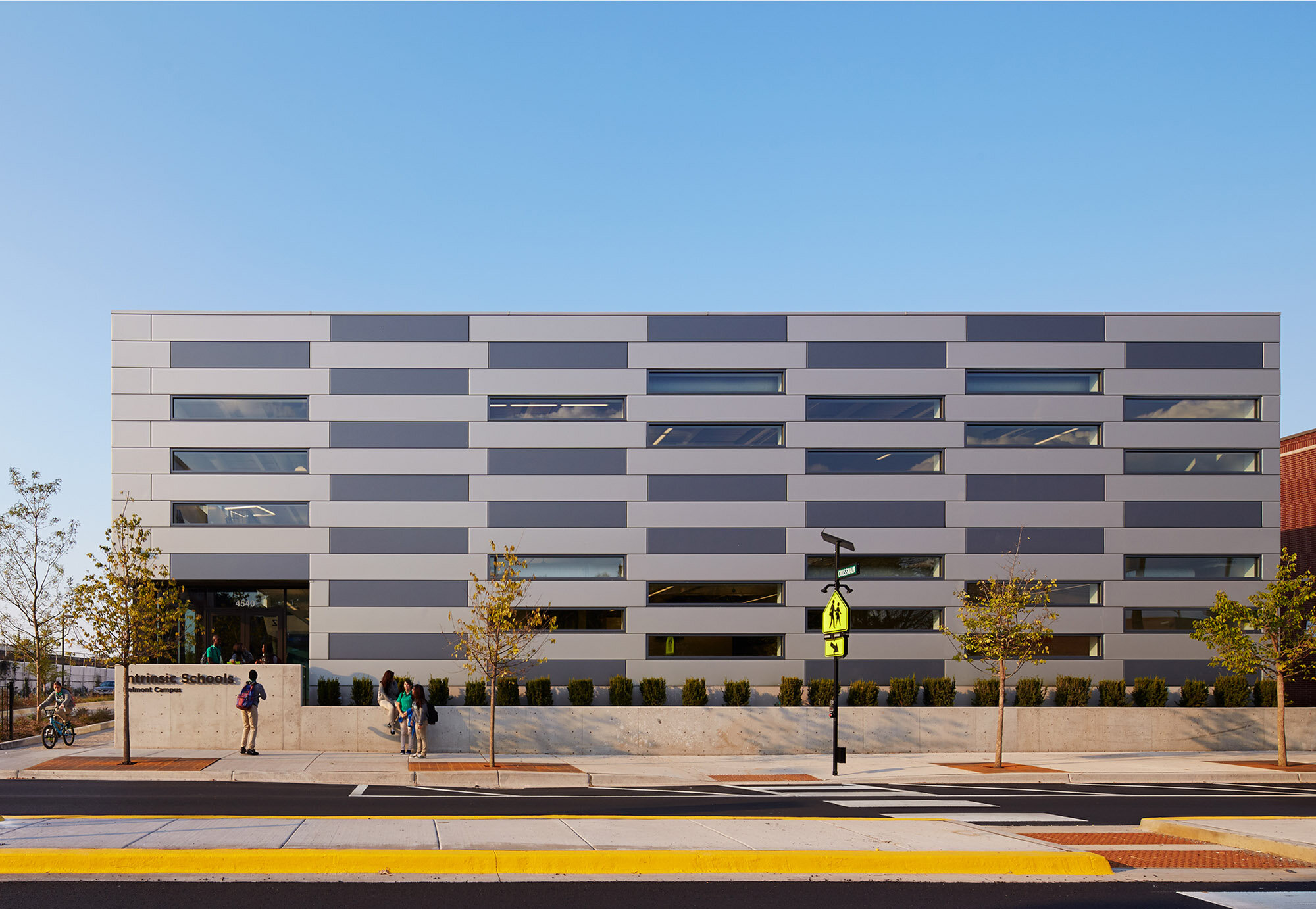 Exterior view of the Intrinsic School in Chicago