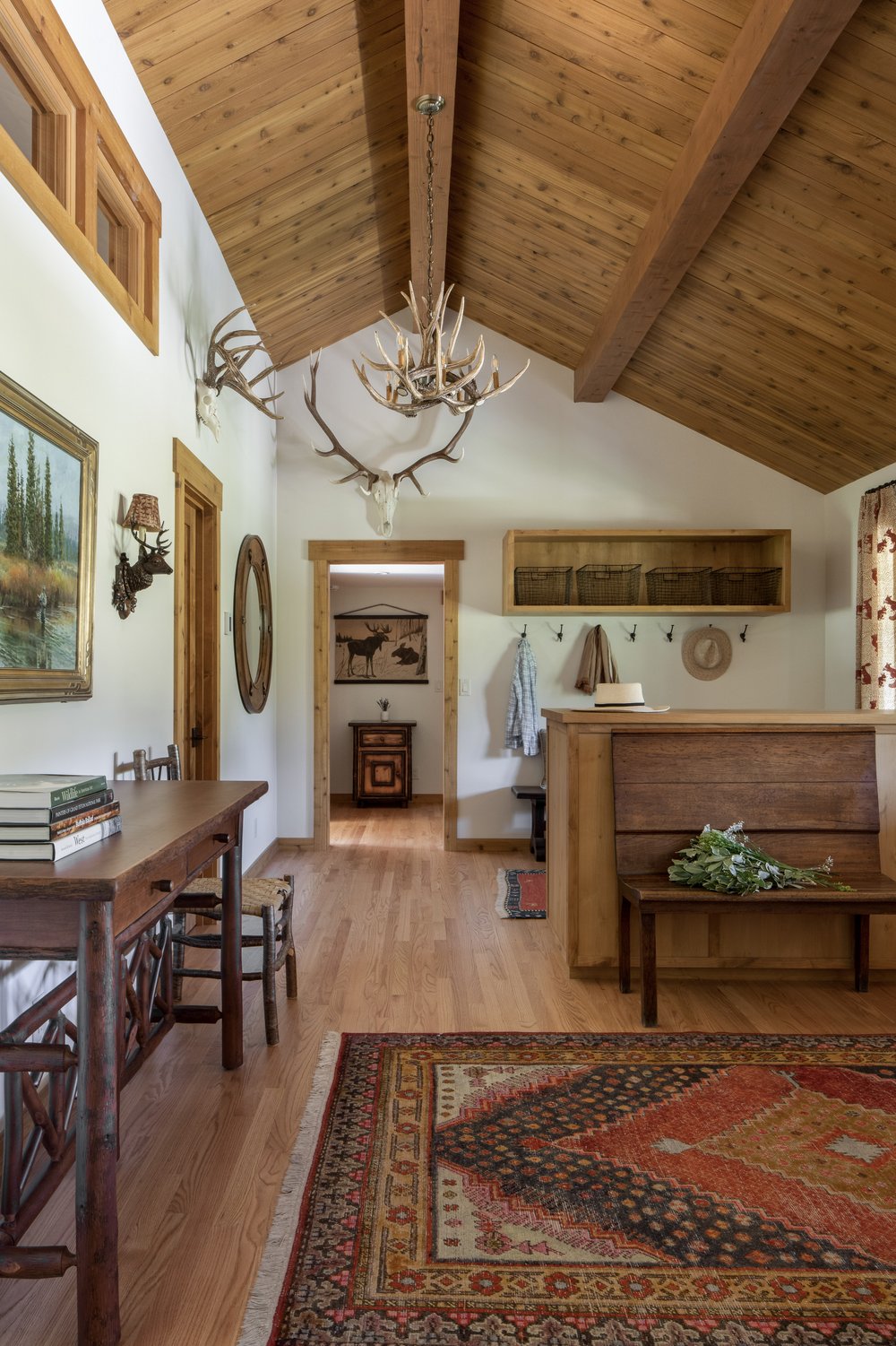 Cabin entryway with elk antlers