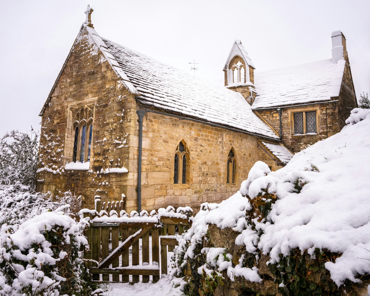 bradford on avon landscape photography wiltshire church winter snow