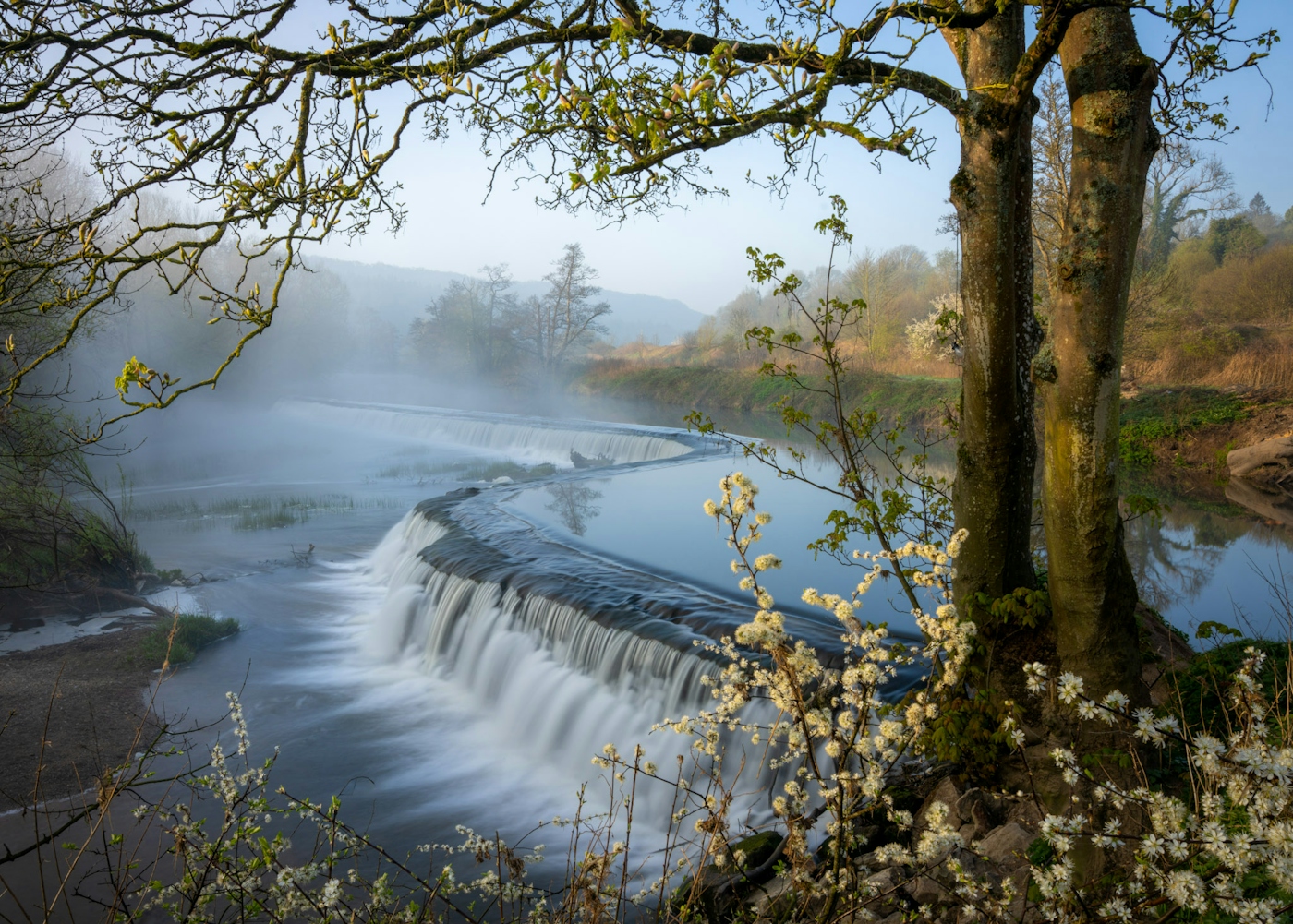 bradford on avon landscape photography wiltshire weir flowing water bloom