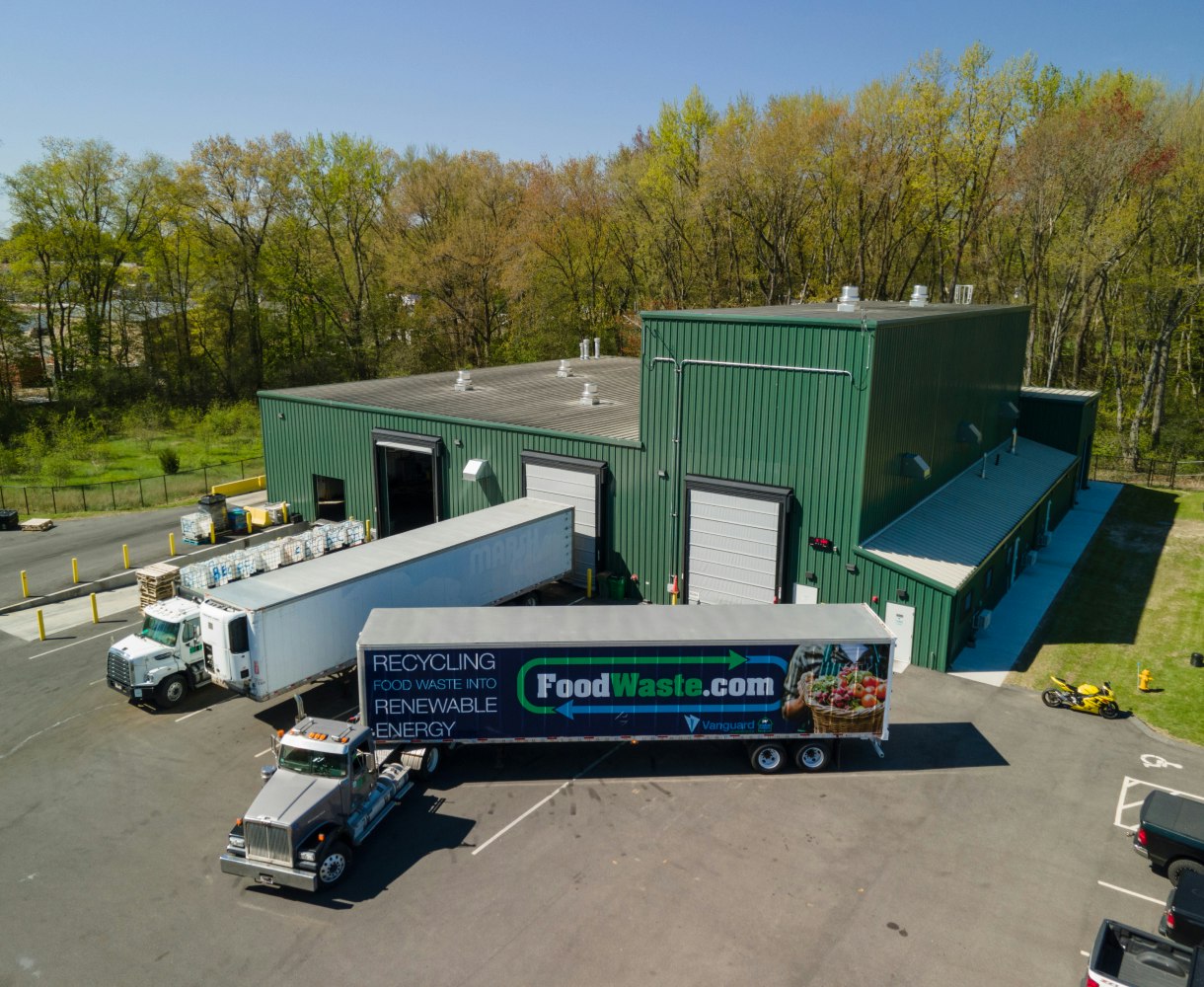 FoodWaste.com truck for commercial food waste recycling and waste management solutions