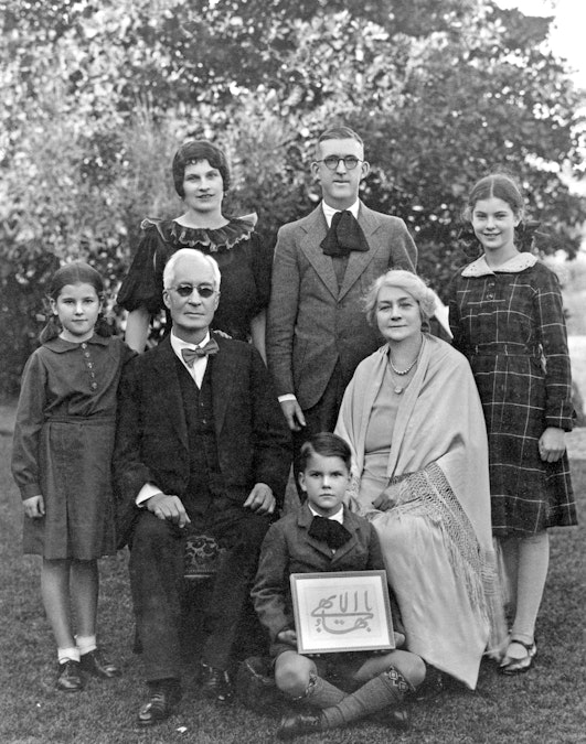 Hands of the Cause Hyde Dunn and Clara Dunn with a group of Bahá’ís in Australia, c. 1940