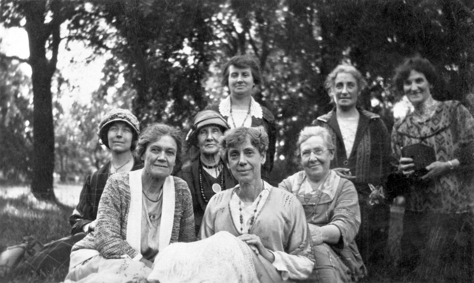 Hand of the Cause Martha Root with a group of women in Melbourne, Australia, c. 1924