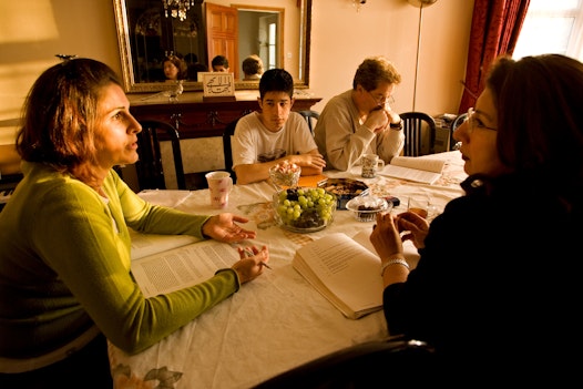 A Bahá’í study circle in London, United Kingdom