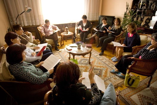 A Bahá’í study circle in Istanbul, Turkey