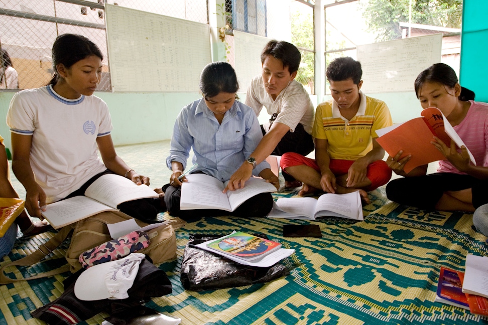 A group of youth in a Bahá’í study circle at the Baha'i centre in Battambang, Cambodia