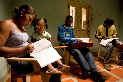 A Bahá’í study circle in Puerto Tejada, Colombia