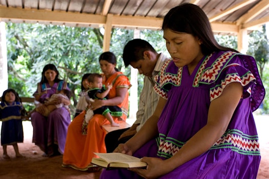 A devotional gathering at the Bahá’í Centre in Boca De Balsa, Panama