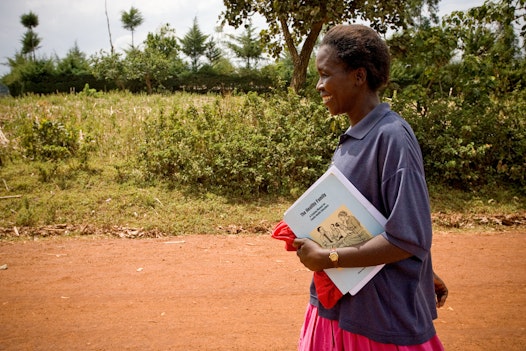 A family health educator in Tiriki West, Kenya