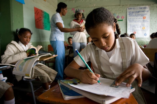 A class at Ruhi Arbab School, a Bahá'í-inspired school in Jamundi-Robles, Colombia